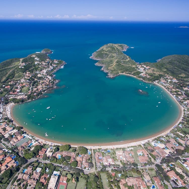 Praia da Ferradura em Búzios - Viagens Bacanas