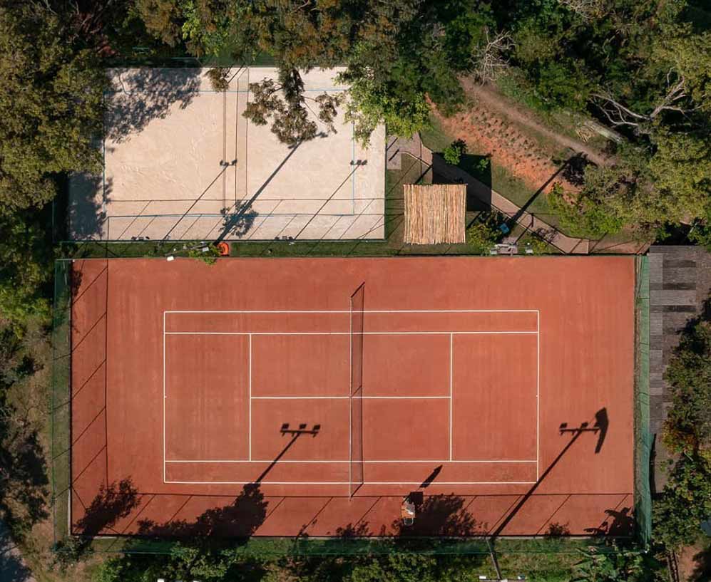 Quadra de tênis e de Beach Tennis no Ponta dos Ganchos