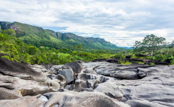 5 destinos perto de Brasília pra conhecer de carro Chapada dos Veadeiros - foto divulgação