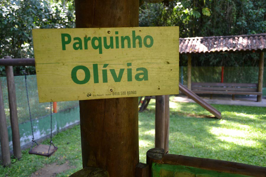 Parque infantil na Villa São Romão