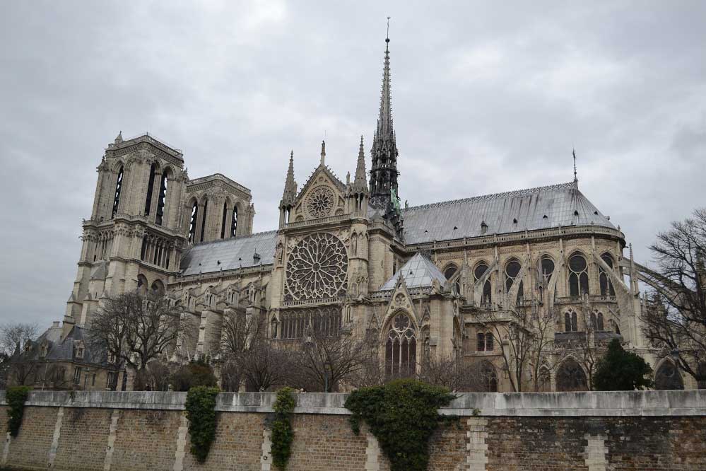 Notre Dame Paris - foto Viagens Bacanas