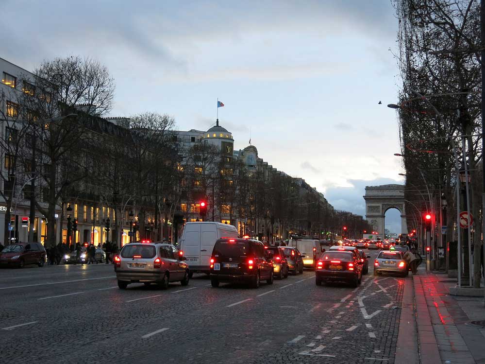 Champs-Élysées Paris - foto Viagens Bacanas