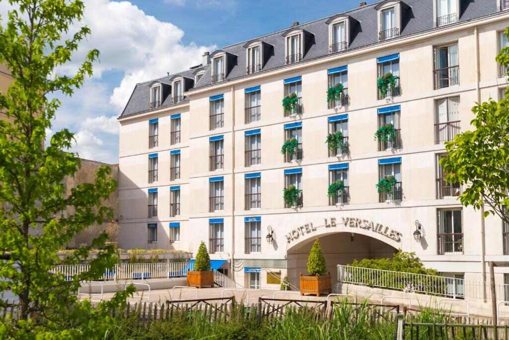 Hôtel Le Versailles - foto Booking.com