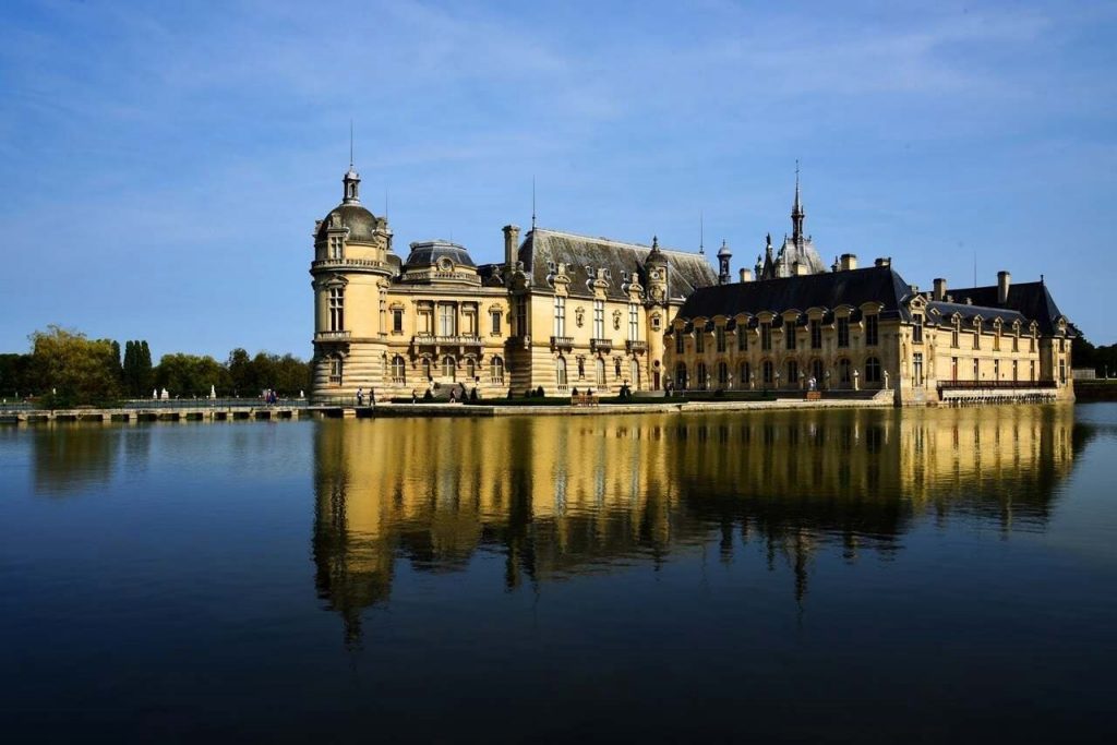 Catelo de Chantilly - França - foto de Depositphotos by FineShine