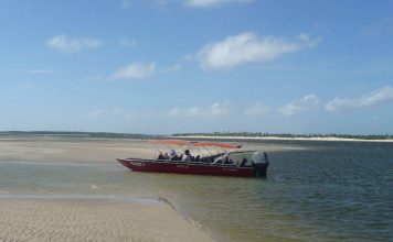Descubra Atins nos Lençóis Maranhenses: um refúgio paradisíaco Atins nos Lençóis Maranhenses - Viagens Bacanas