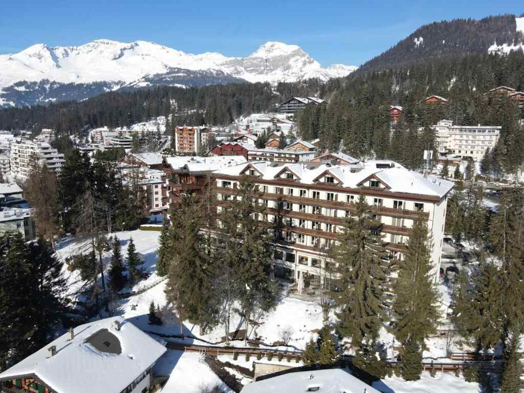Hotel Royal Crans-Montana - foto Booking