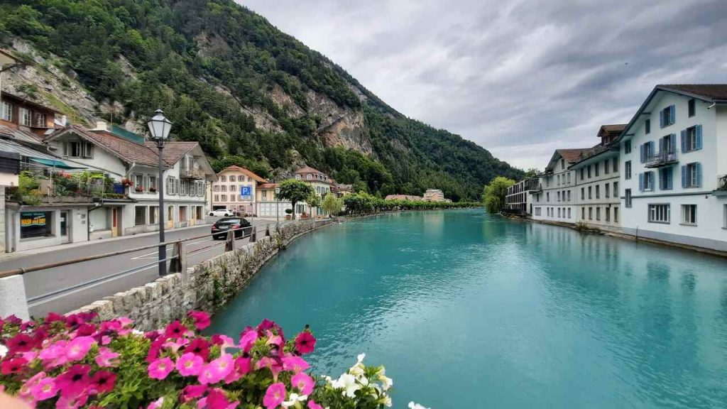 Interlaken - Suíça - foto Canva
