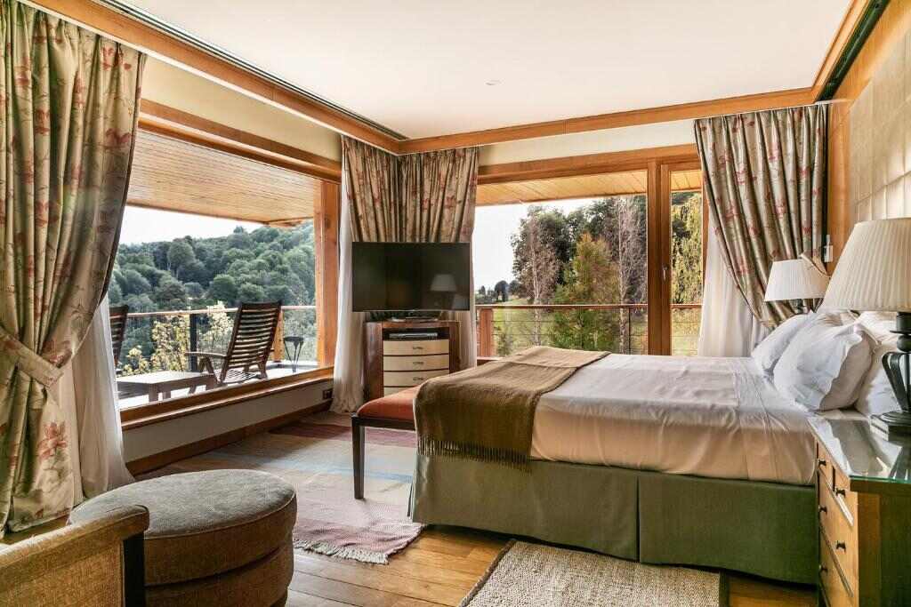 Onde Ficar em Bariloche? 6 Hotéis Incríveis para sua Viagem 1 Llao Llao Resort Golf & Spa - foto Booking