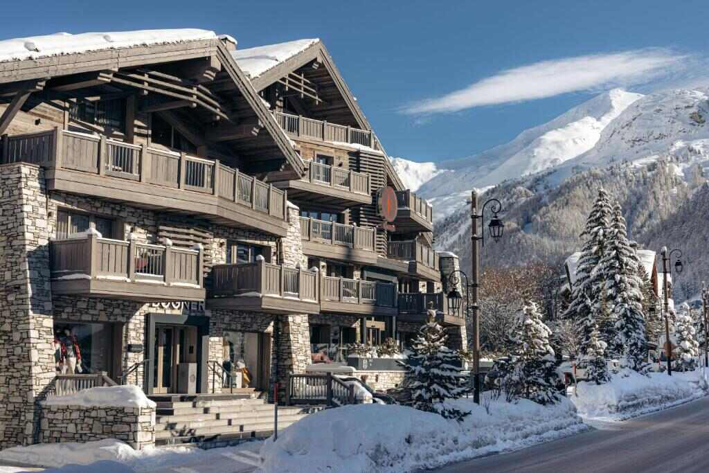Hotel Le K2 Chogori Val d'Isère: Spa e exclusividade nos Alpes 1 Fachada do Hotel Le K2 Chogori Val d'Isère