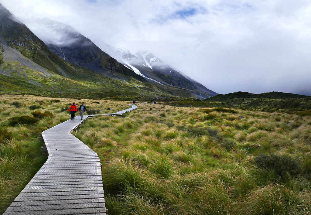 Melhores Lugares para Viajar em 2026 pela Time Out 9 NOVA ZELÂNDIA Hooker Valley Track - foto divulgação