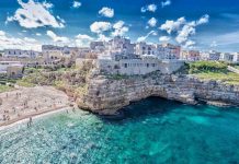 Polignano a Mare: O que Visitar na Joia das Rochas da Puglia Polignano a Mare - Puglia - Itália