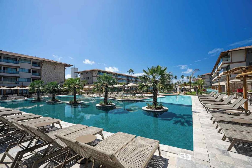 Samoa Villa Resort: Um Refúgio com Piscina de Areia em Porto de Galinhas 6 Piscina do Samoa Villa Resort Muro Alto