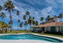 Casa Brasileira Hotel Galeria: Luxo e Arte na Praia do Patacho Casa Brasileira Hotel Galeria - Praia do Patacho - foto Booking