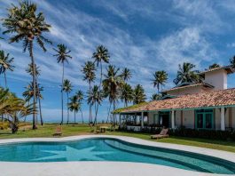 Casa Brasileira Hotel Galeria: Luxo e Arte na Praia do Patacho Casa Brasileira Hotel Galeria - Praia do Patacho - foto Booking