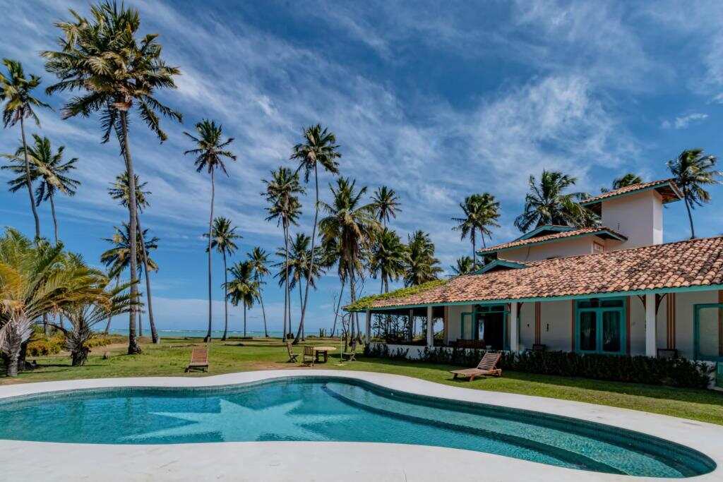 Casa Brasileira Hotel Galeria: Luxo e Arte na Praia do Patacho 1 Casa Brasileira Hotel Galeria - Praia do Patacho - foto Booking