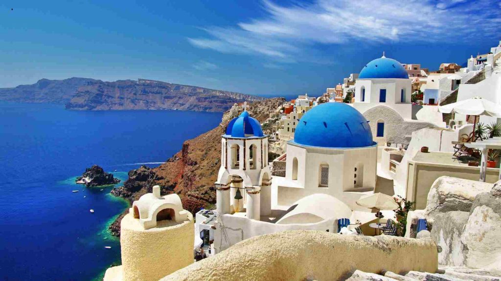 10 Melhores Lugares na Grécia que Você Precisa Conhecer 4 Santorini - Grécia - imagem Canva