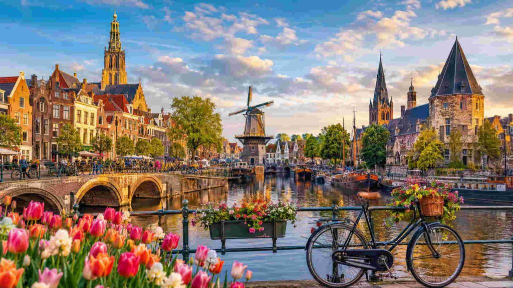 As Cidades Mais Bonitas dos Países Baixos: 6 Destinos Incríveis 1 cidades mais bonitas dos Países Baixos - imagem IA