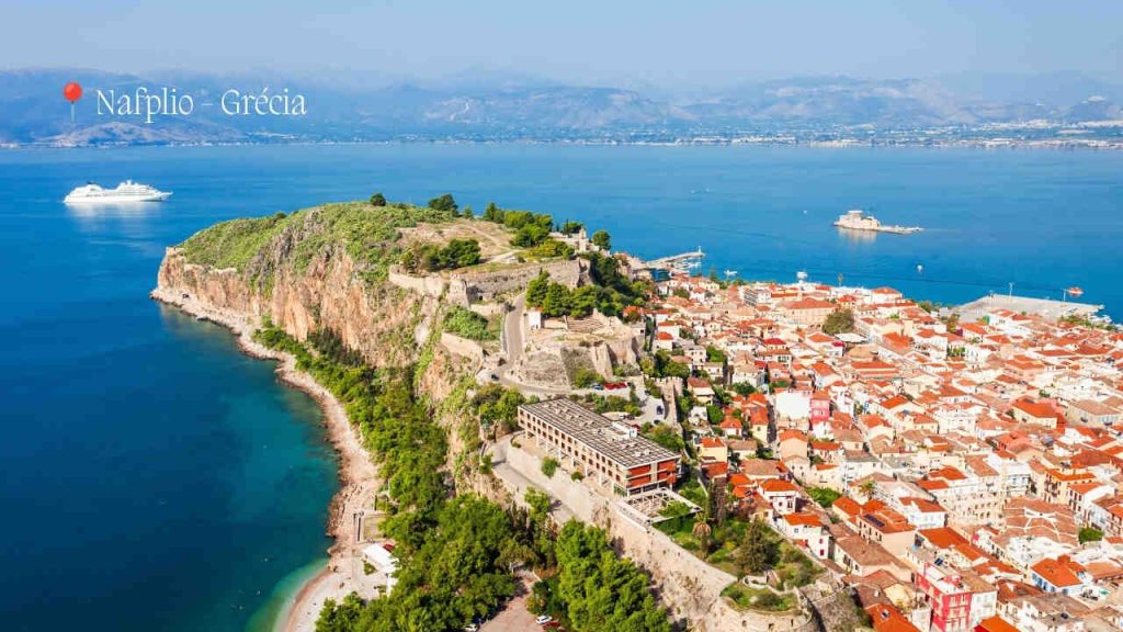 Lugares Mais Bonitos da Grécia: 25 Destinos Incríveis 18 Nafplio - Grécia