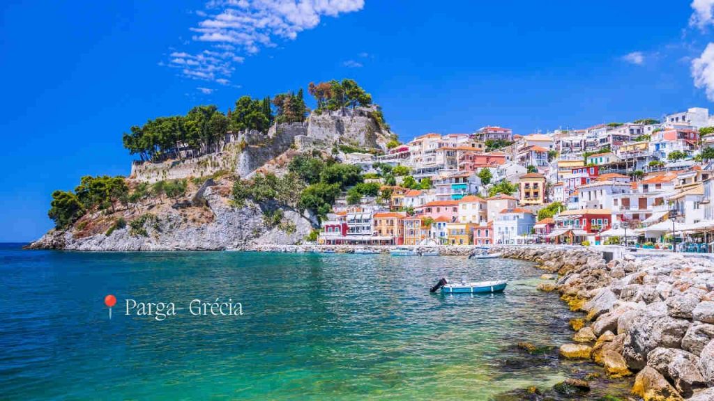 Lugares Mais Bonitos da Grécia: 25 Destinos Incríveis 15 Parga - Grécia